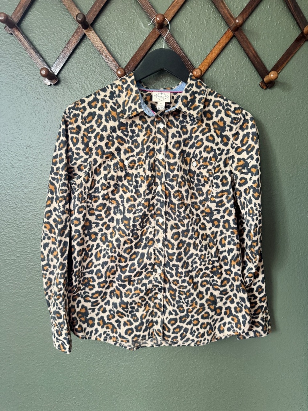 Cotton Leopard Print Button Up Shirt – S — St. John's Bay